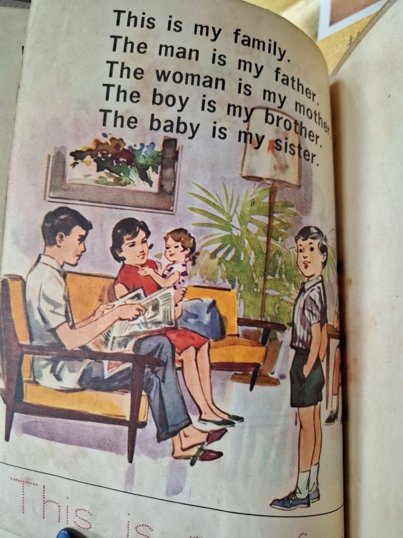 60年代香港幼稚園英文課本 Children English Reader Book Four