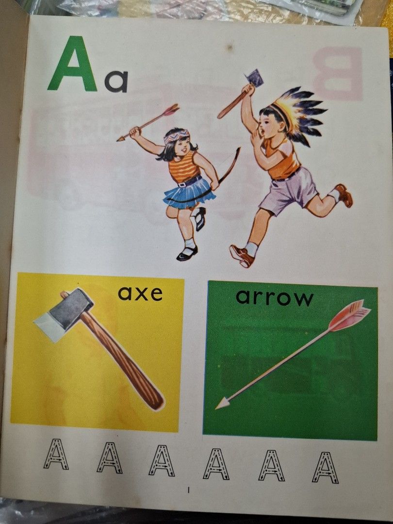 60年代香港幼稚園英文課本 The Children's Own Picture Book 2