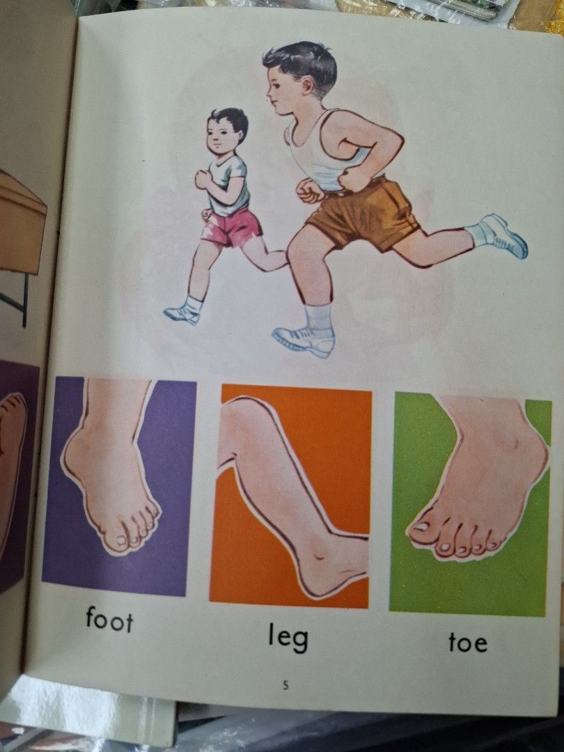 60年代香港幼稚園英文課本 The Children's Own Picture Book 3