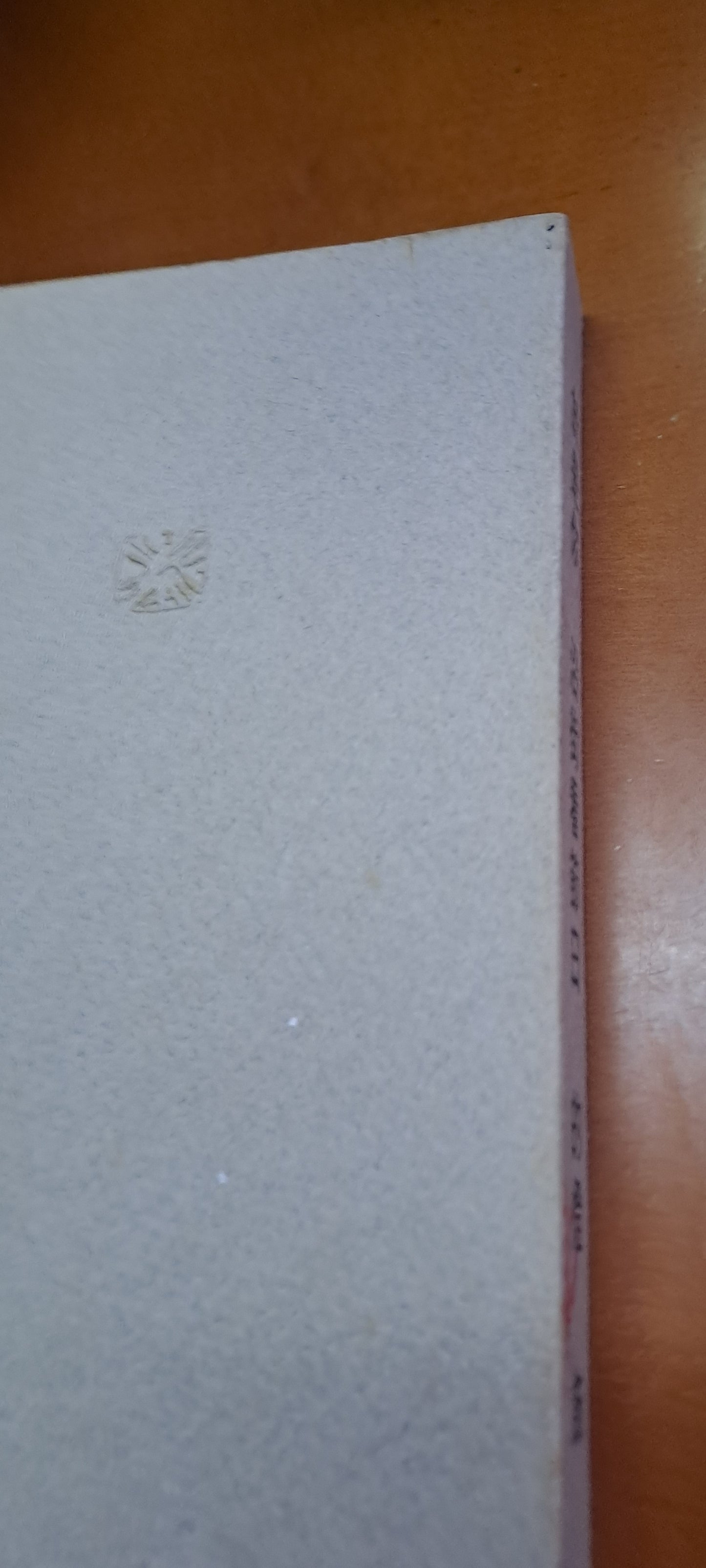 飲江簽名本 於是你沿街看節日的燈飾 詩集